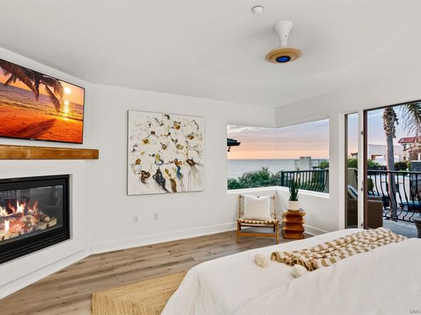 229 Bonair Street, La Jolla CA 92037