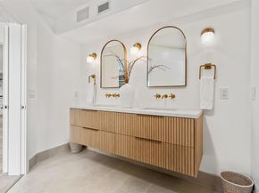 229 Bonair Street, La Jolla CA 92037
