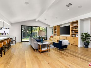 11920 Hartsook Street, Valley Village CA 91607