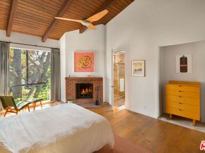 859 S Bundy Drive, Los Angeles CA 90049