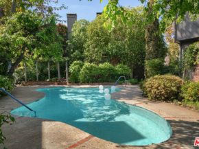 859 S Bundy Drive, Los Angeles CA 90049