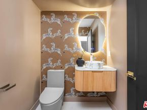 4557 Camellia Avenue, Studio City CA 91602