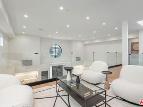 4557 Camellia Avenue, Studio City CA 91602