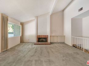 17105 Palisades Circle, Pacific Palisades CA 90272