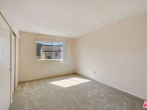 17105 Palisades Circle, Pacific Palisades CA 90272