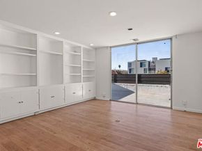 2951 Lincoln Boulevard, Santa Monica CA 90405