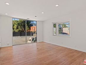 2951 Lincoln Boulevard, Santa Monica CA 90405