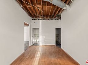 2951 Lincoln Boulevard, Santa Monica CA 90405