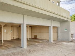 937 S Bedford Street, Los Angeles CA 90035