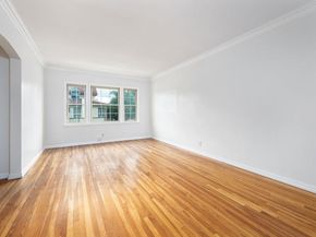 937 S Bedford Street, Los Angeles CA 90035