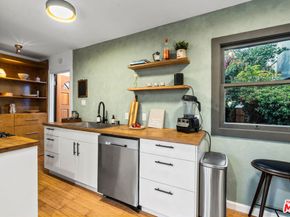 225 Carroll Canal, Venice CA 90291