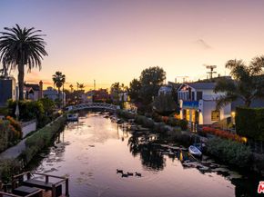225 Carroll Canal, Venice CA 90291