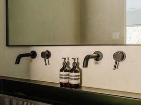 2418 Walnut Avenue, Venice CA 90291