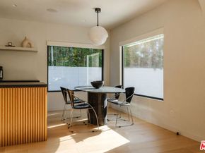 2418 Walnut Avenue, Venice CA 90291