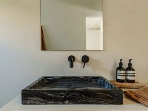 2418 Walnut Avenue, Venice CA 90291