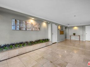 2205 S Bentley Avenue 302, Los Angeles CA 90064