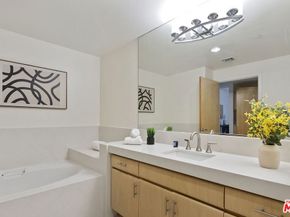 171 N Church Lane 619, Los Angeles CA 90049