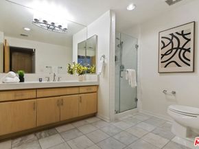 171 N Church Lane 619, Los Angeles CA 90049