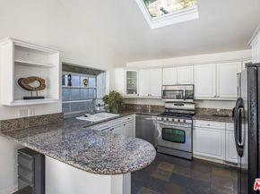 8032 Willow Glen Road, Los Angeles CA 90046