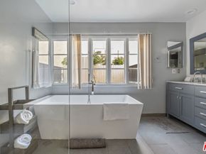 8032 Willow Glen Road, Los Angeles CA 90046