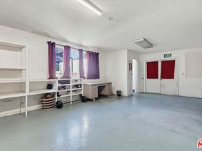 1817 W Burbank Boulevard, Burbank CA 91506