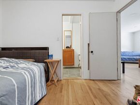 1817 W Burbank Boulevard, Burbank CA 91506