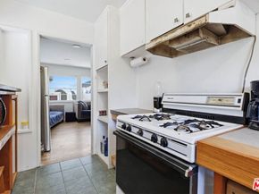 1817 W Burbank Boulevard, Burbank CA 91506