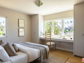 3815 Chanson Drive, View Park CA 90043