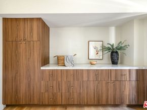 3815 Chanson Drive, View Park CA 90043