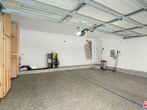 5923 Etiwanda Avenue 106, Tarzana CA 91356