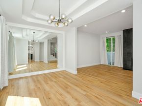 5923 Etiwanda Avenue 106, Tarzana CA 91356