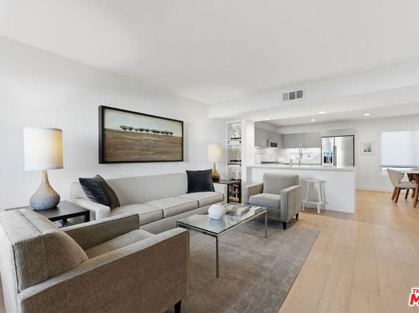 1154 N SYCAMORE Avenue 3, Los Angeles CA 90038