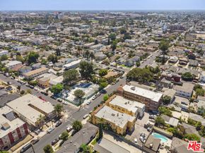 2717 S Budlong Avenue, Los Angeles CA 90007