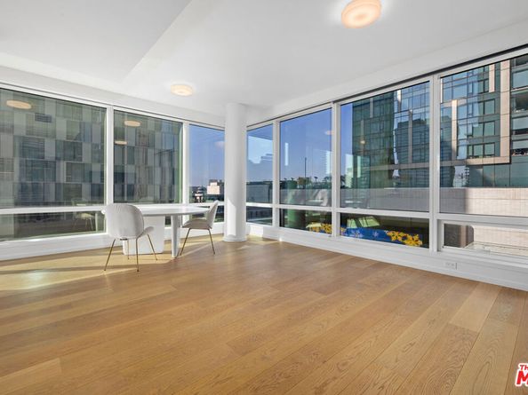 877 Francisco Street 728, Los Angeles CA 90017