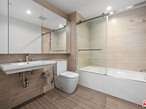 877 Francisco Street 728, Los Angeles CA 90017