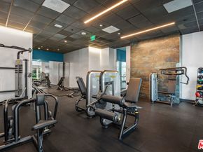 877 Francisco Street 728, Los Angeles CA 90017