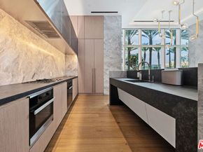 877 Francisco Street 728, Los Angeles CA 90017