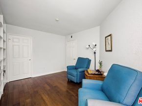 10229 Variel Avenue 2, Chatsworth CA 91311