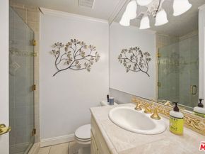 10229 Variel Avenue 2, Chatsworth CA 91311