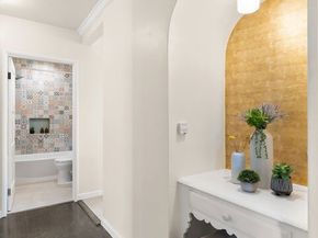 8101 S Mariposa Avenue, Los Angeles CA 90044