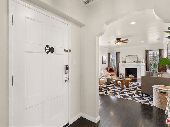 8101 S Mariposa Avenue, Los Angeles CA 90044