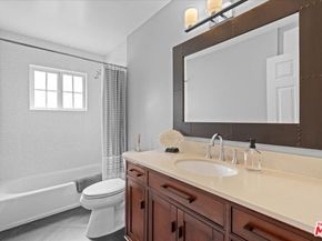 8510 Capistrano Avenue, West Hills CA 91304