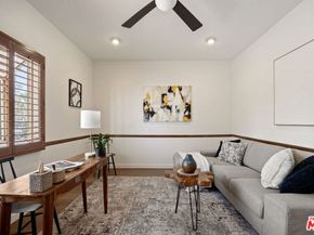 18135 Burbank Boulevard 6, Tarzana CA 91356