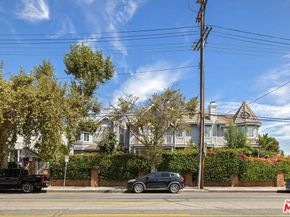 18135 Burbank Boulevard 6, Tarzana CA 91356