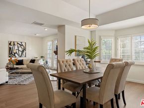 18135 Burbank Boulevard 6, Tarzana CA 91356