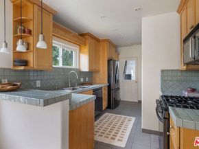 2615 Silver Ridge Avenue, Los Angeles CA 90039