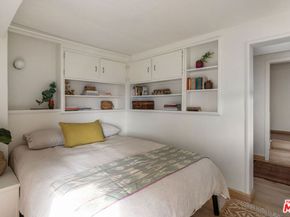 2615 Silver Ridge Avenue, Los Angeles CA 90039