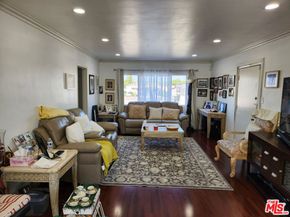 216 S Inglewood Avenue, Inglewood CA 90301