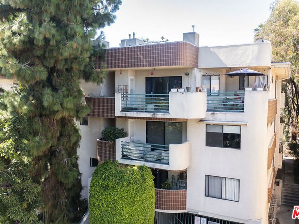 8815 Cynthia Street, West Hollywood CA 90069