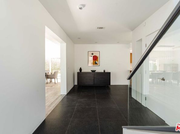 1257 Bienveneda Avenue, Pacific Palisades CA 90272